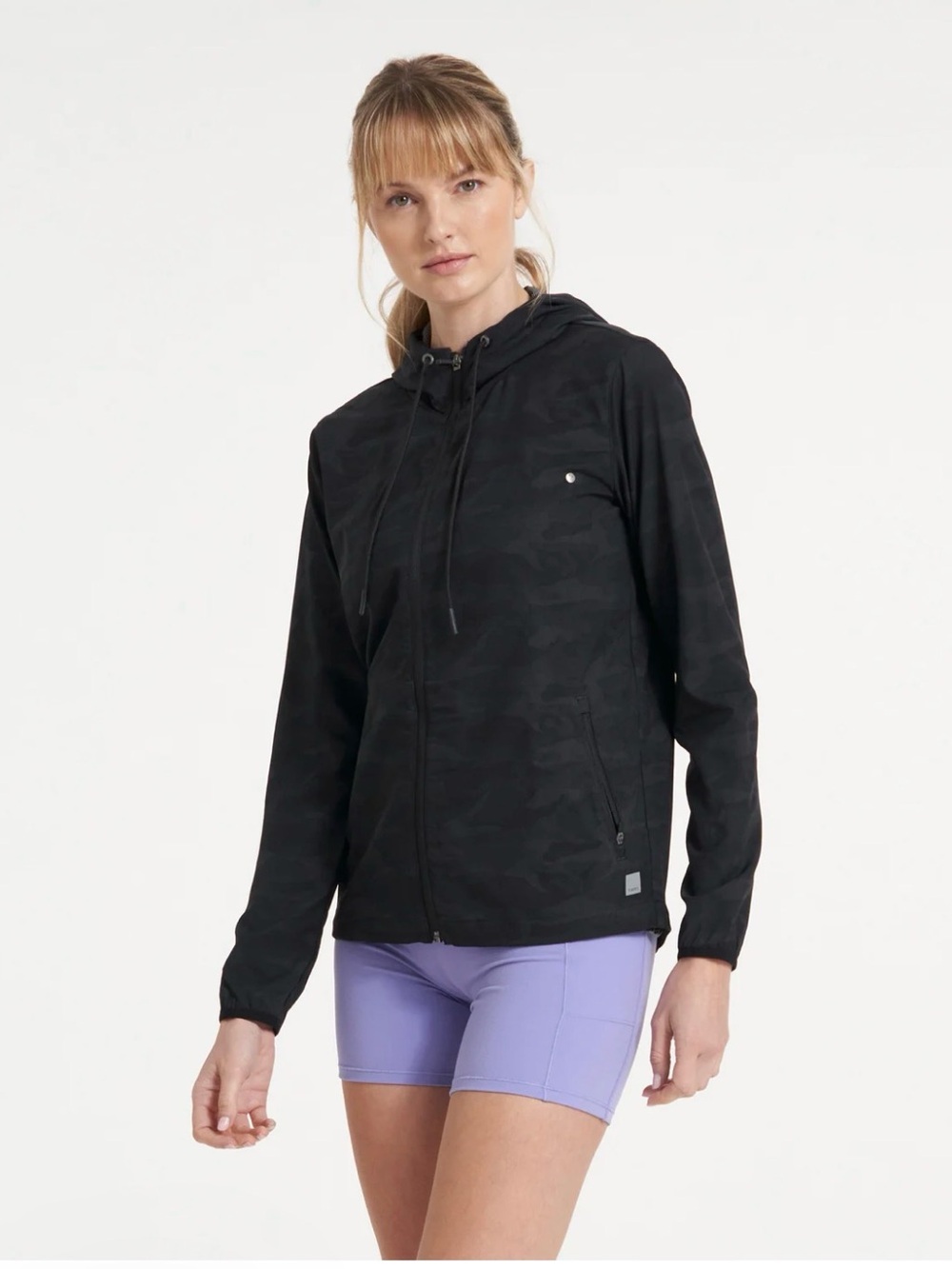 Vuori Outdoor Trainer Shell Black Camo Medium